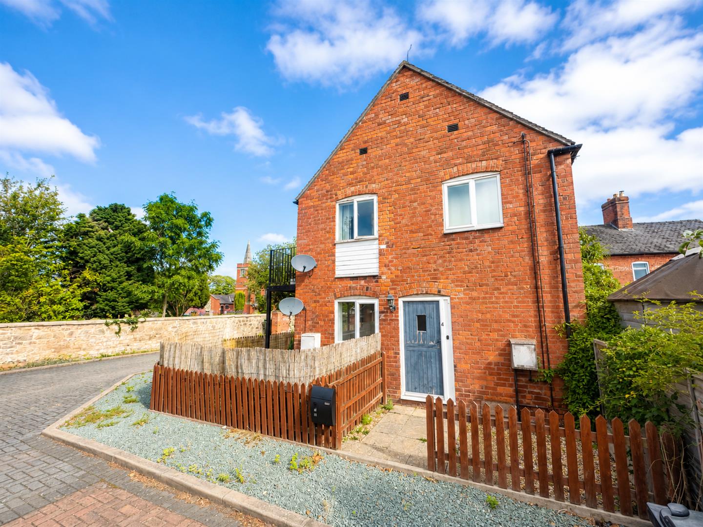 4 Aston Court Aston Street, Wem, SY4 5FF Let Agreed